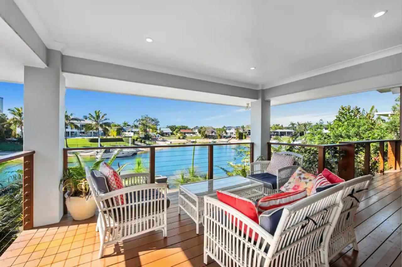 Broadbeach Bungalow - Heated Pool - Sleeps 7 Gold Coast Exterior foto